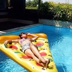 https://dm5802aeq6i53.cloudfront.net/Instagram/Bali/2017-02-24+01.03.25+1456676609671470892_villabalilife+(Copy)+(Copy).jpg